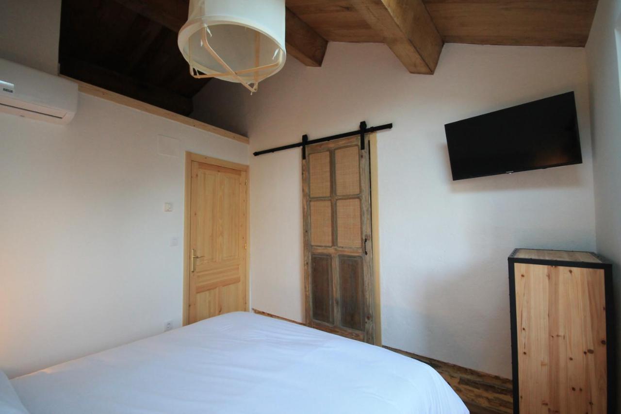 Casas Da Fortaleza Casa Do Garda * Outeiro de Rei