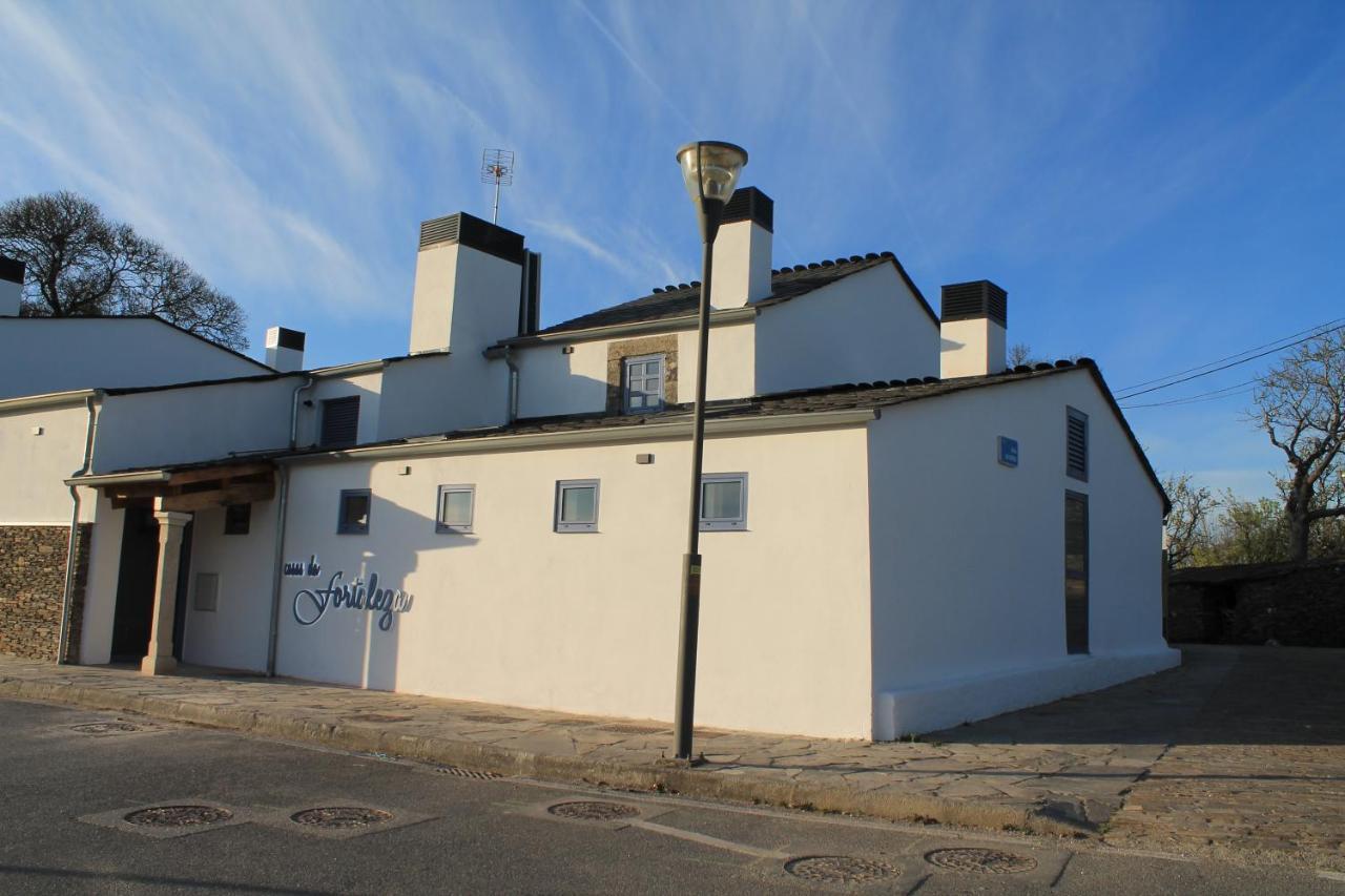 Casas Da Fortaleza Casa Do Garda Hébergement de vacances Outeiro de Rei